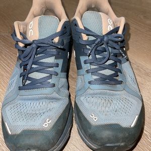 On Cloud Tennis Shoes